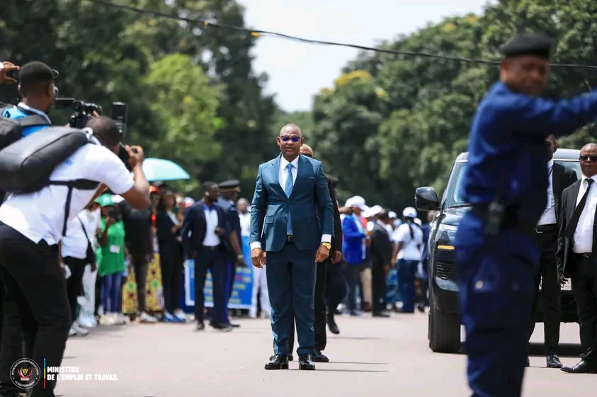 Ministre Ferdinand Massamba wa Massamba